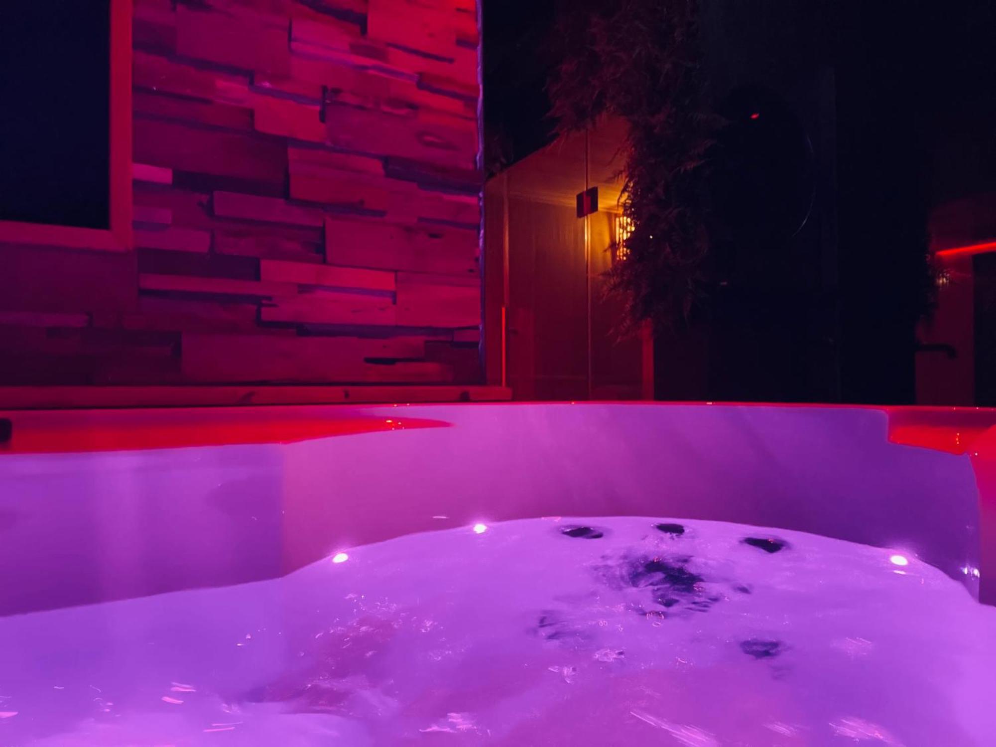 Love Room - Espace Bien Etre L'Osmose 维姆勒 外观 照片